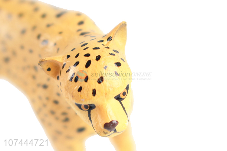 Excellent quality solid kids pvc animal toy plastic leopard toy