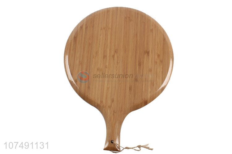 Wholesale New Design Food Contact Safe Round Bamboo Cutting Board With Handle