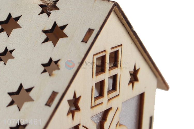 New Design Christmas Decoration Hanging Led Light Wooden House Pendant