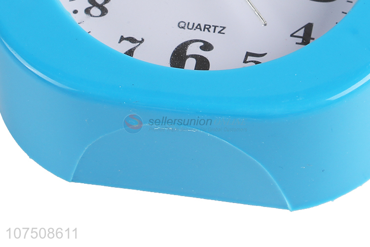 High quality luminous quartz alarm clock kids desk clock