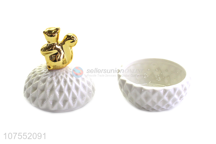 Good Price White Ceramic Storage Jar With Gold Squirrel Decoration Lid