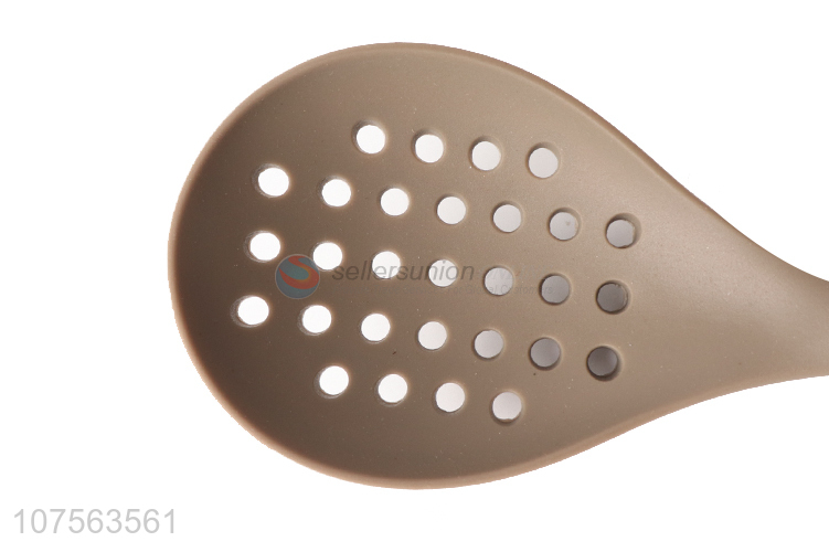 Promotional kitchen tools wooden handle silicone cooking skimmer