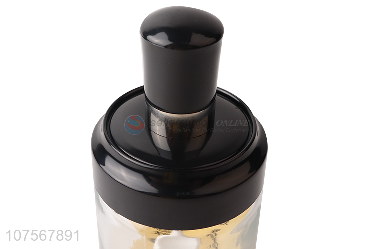 Wholesale Unique Design Kitchen Supplies Seasoning Bottle With Spoon