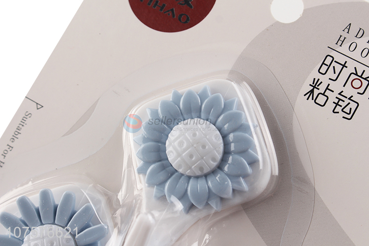 Good Sale Flower Shape Adhesive Hook Plastic Sticky Hook