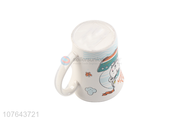 Cute design cartoon ceramic water cup with factory price