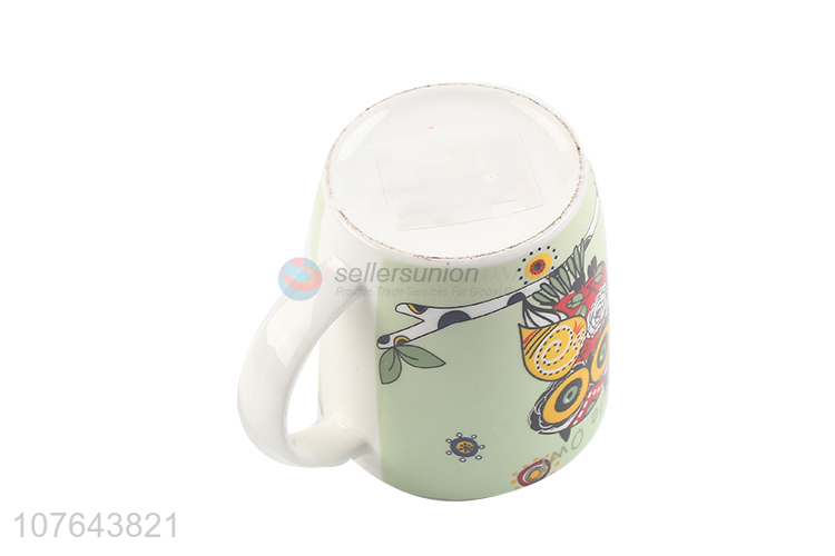 Eco-friendly wholesale drinking ceramic cup handgrip mug