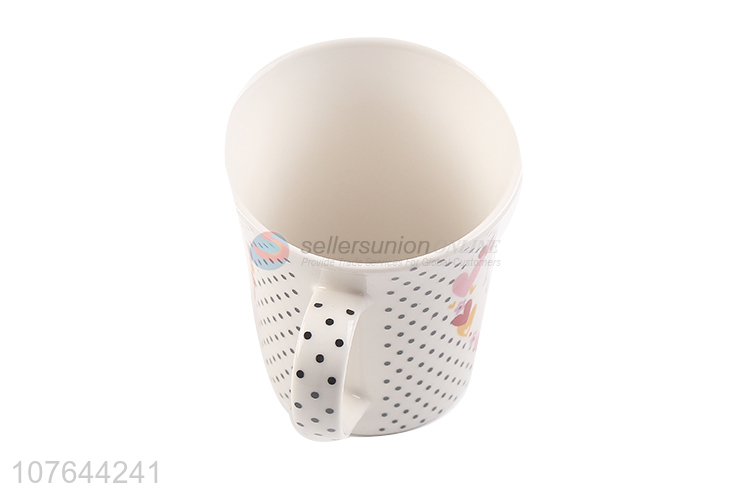 Hot sale fashion design goodquality drinking ceramic water cup