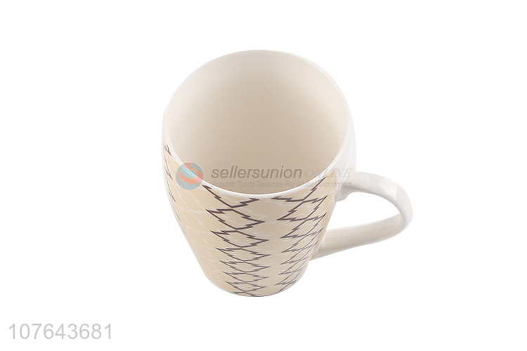 New arrival cute ceramic cup coffee cup with top quality