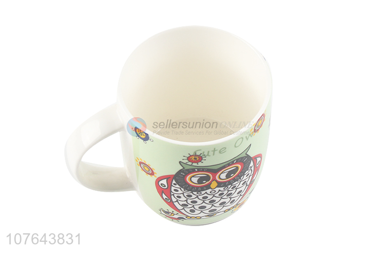 Novel design animal printing cheap price ceramic handgrip cup