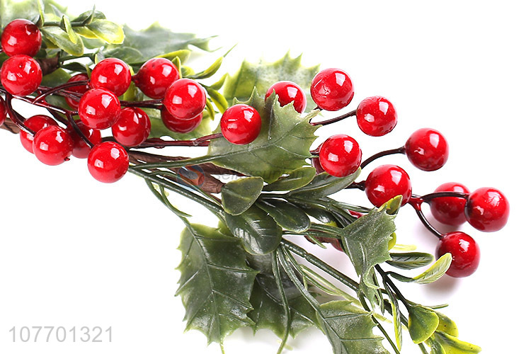 Good quality Christmas decoration Christmas vine with pinecone red fruit