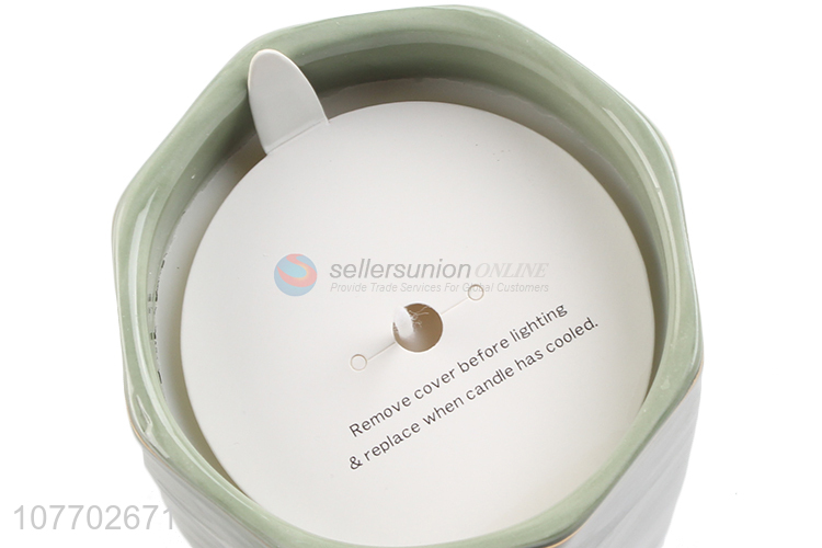 New design luxury scented soy candle with high quality