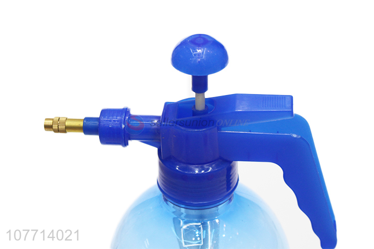 Factory Direct Sale Plastic Pressure Sprayer Gardening Watering Can