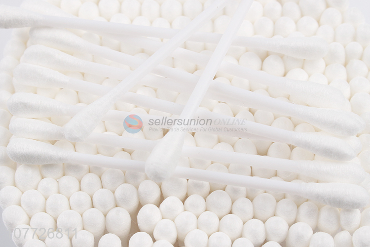 Low price boxed plastic cotton swab stick 300 household beauty sticks