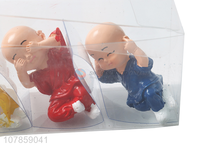Hot product resin little monk statuette for tabletop decoration
