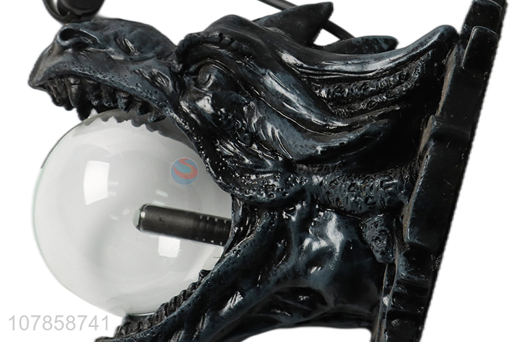 China manufacturer decorative resin monster statue static plasma ball lamp