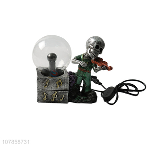 Facory price resin skeleton violinist figurine static plasma ball lamp