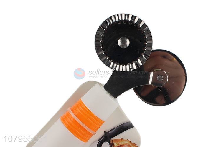 China supplier heat resistant stainless steel pizza cutter pizza slicer