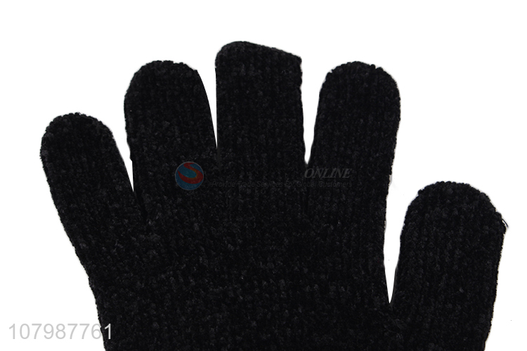 Wholesale black five-finger double-layer knitted gloves for winter