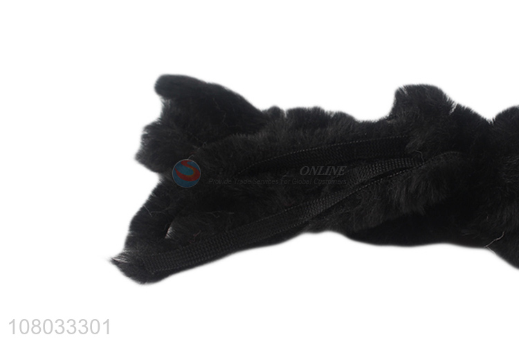 Low price wholesale black simple plush keychain pendant