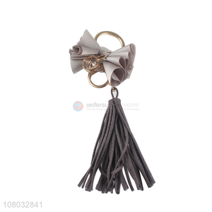 Yiwu Market Wholesale Grey Tassel Keychain Pendant