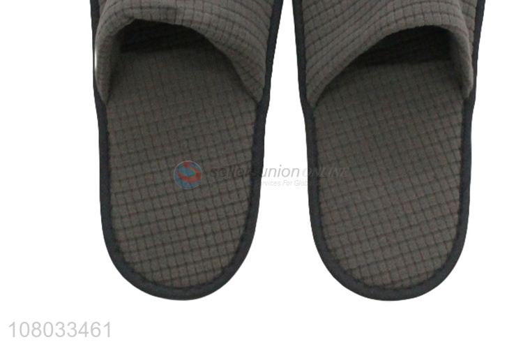 Hot selling cheap disposable guest slippers non-slip indoor hotel slipper