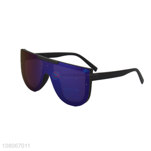 Online wholesale oversize plastic frame polarized lens sunglasses