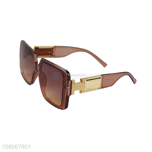 Latest arrival fashion oversize sunglasses UV400 womens sunglasses