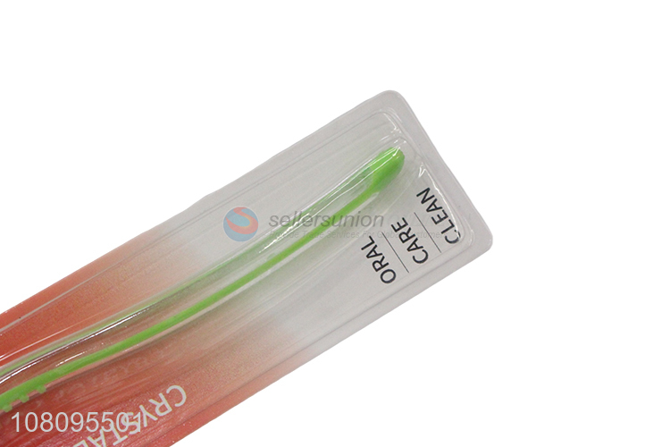 New arrival durable toothbrush with plastic handle
