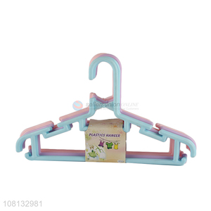 Wholesale from china plastic non-slip clothes hanger