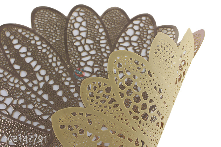 New product trendy hollow-out pvc placemat for table decoration