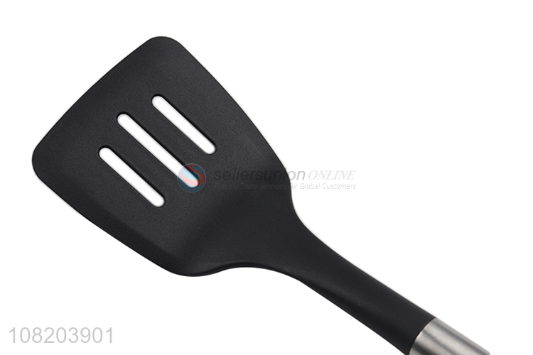 Wholesale heat resistant nylon slotted turner kitchen slotted spatula