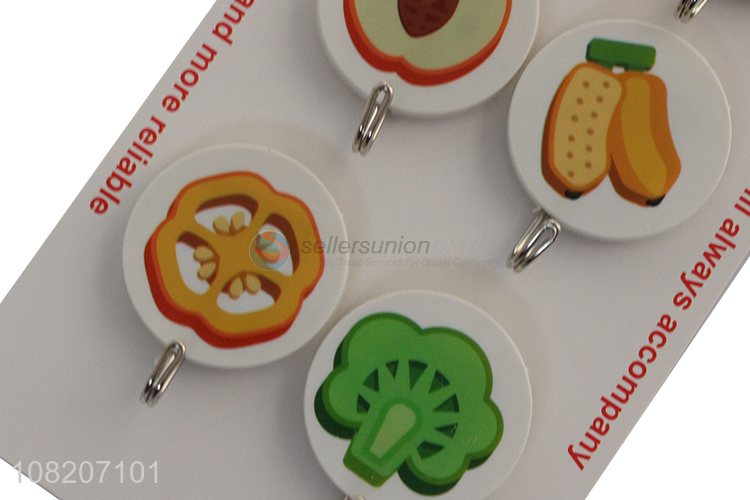 Online wholesale round plastic household sticky hooks