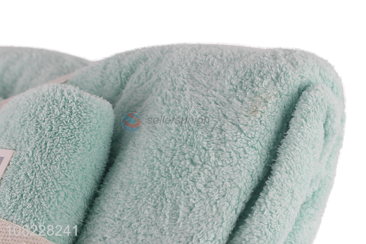 Wholesale skin-friendly water absorbent coral fleece bath towel set