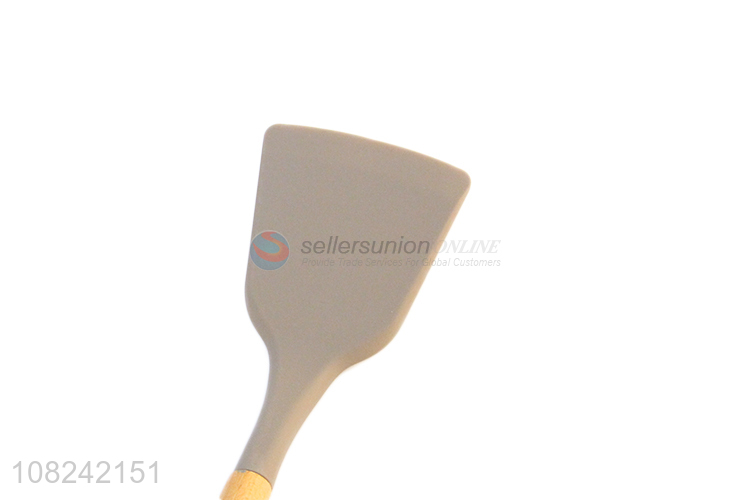 China market wholesale nylon frying spatula for kitchen