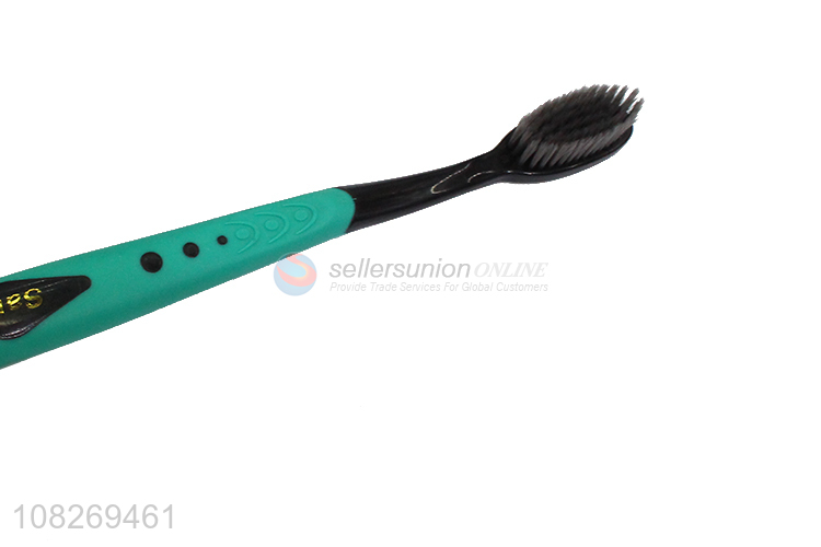 Wholesale cheap price portable travel soft toothbrush with case