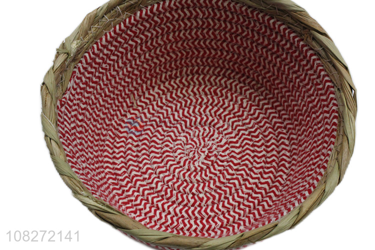 Wholesale hand-woven straw basket polyester rope woven storage basket