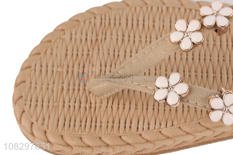 Wholesale fashion outdoor flower beach flip flops slipper