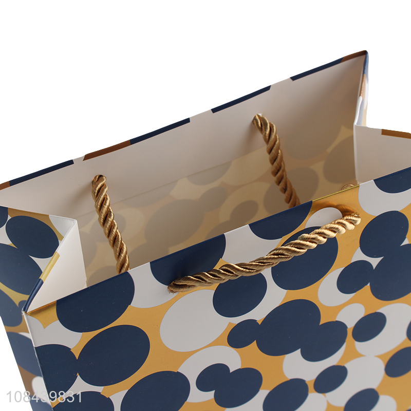 Online wholesale festival gift wrapping bags tote bag