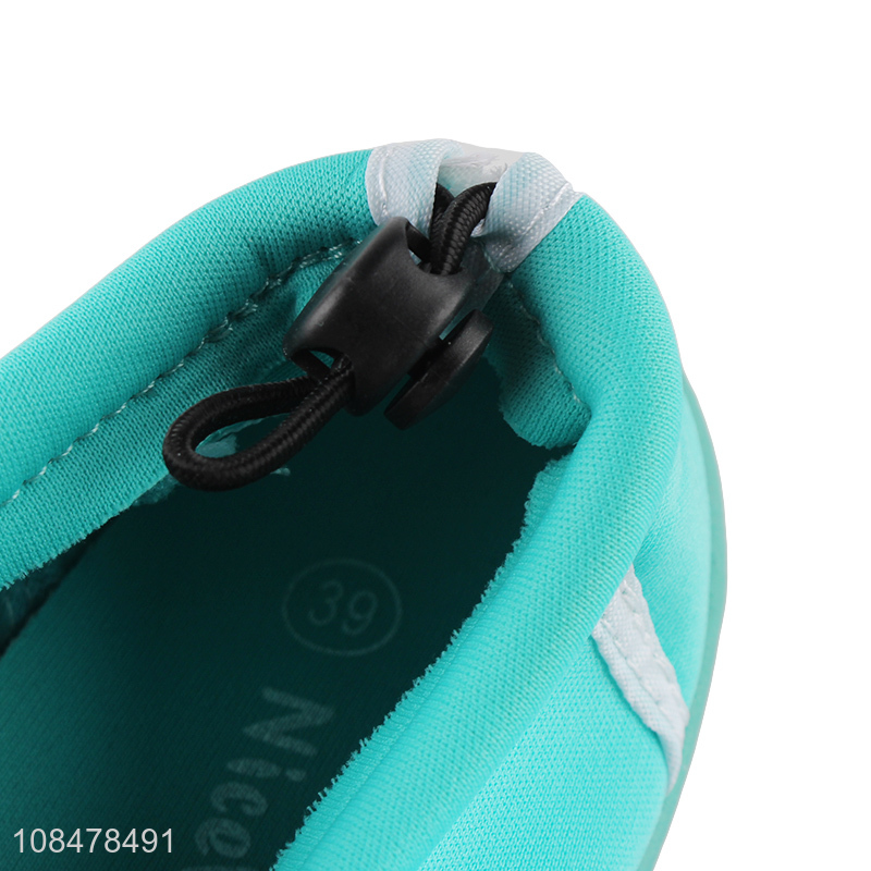 Wholesale price soft light weight outdoor water shoes