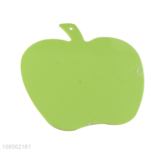 Wholesale apple shaped flexible pp cutting <em>board</em> for kitchen