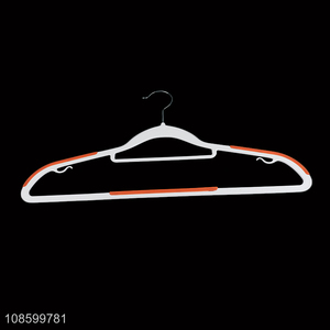 China product space saving non-slip seamless plastic coat hanger