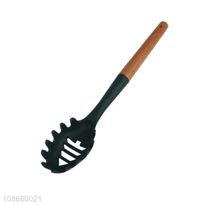 Custom logo silicone spaghetti spatula noodle server with wooden handle