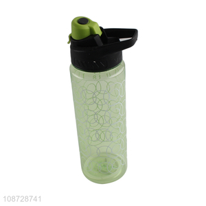 Good quality 700ml portable plastic water bottle for gym & fitness