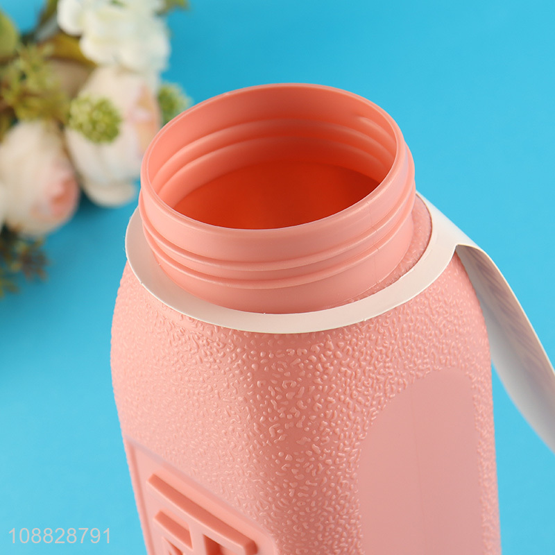 Wholesale from china portable plastic water bottle with straw