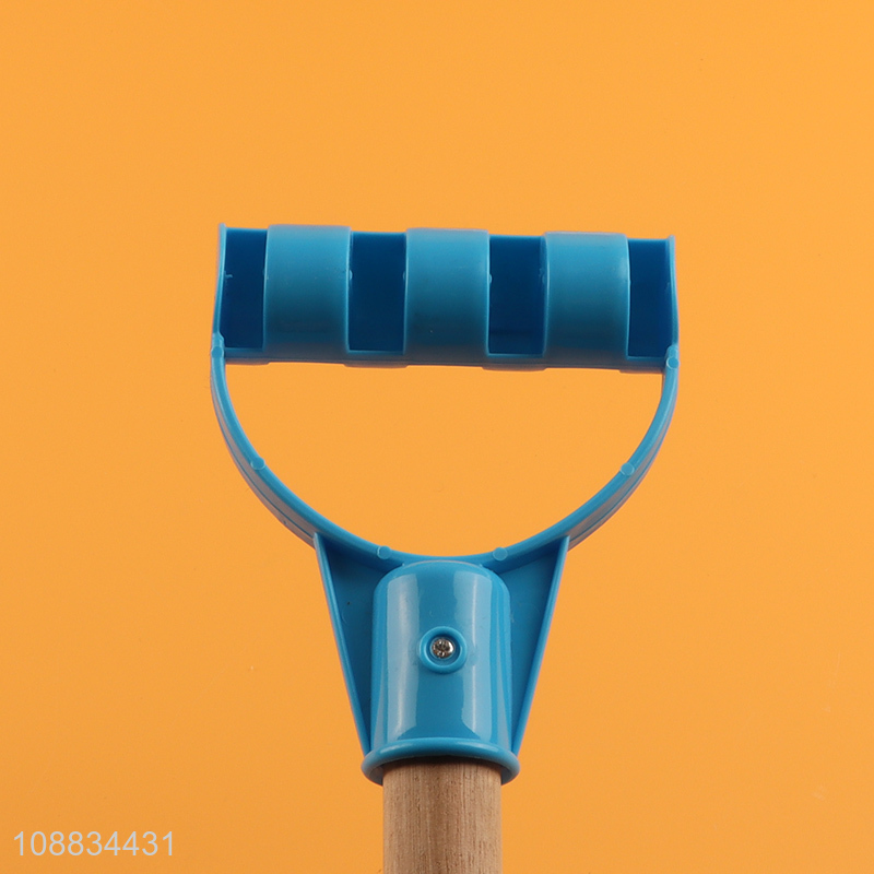 Wholesale wooden handle plastic sand rake outdoor sand toy