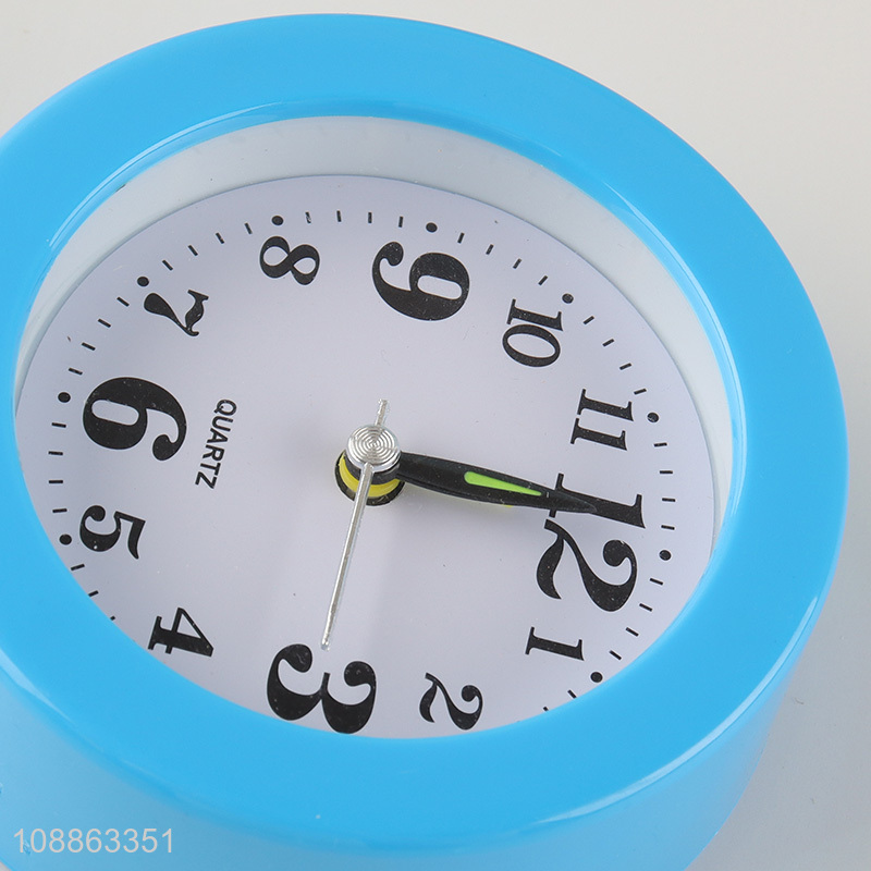 Good selling round blue table clock desk clock for students