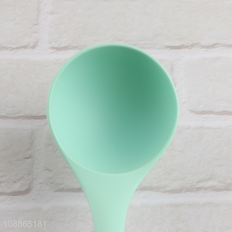 New arrival silicone kitchen cooking serving ladle for sauces chiles