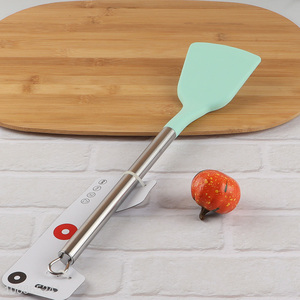 High quality kitchen utensils silicone spatula turner for cooking