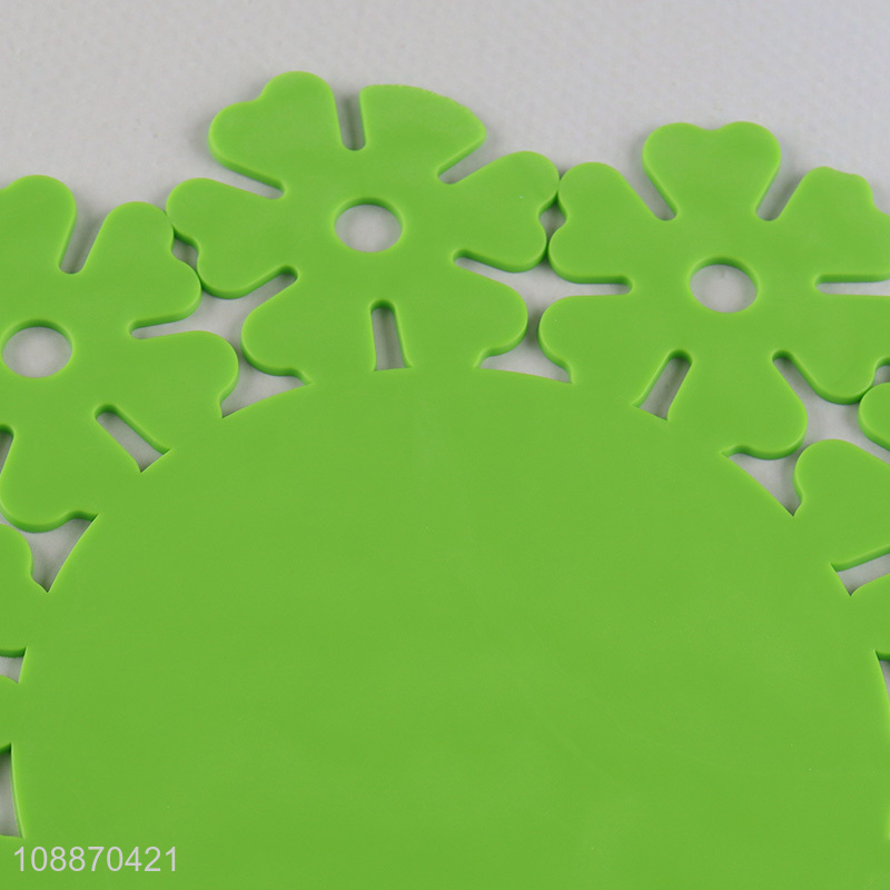 Yiwu market silicone flower shape table mat heat pad for sale