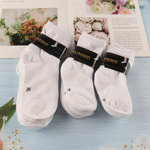 Top selling 4pairs white polyester breathable socks wholesale